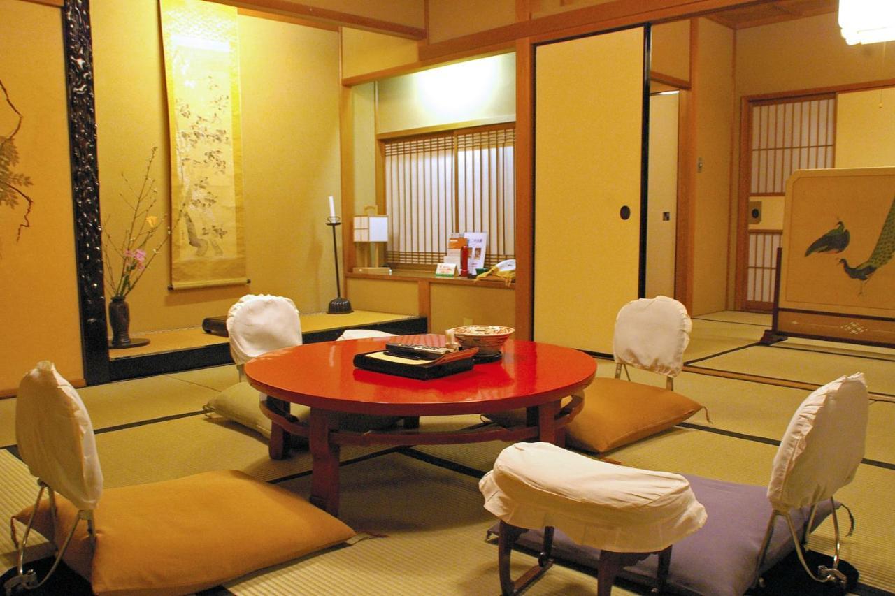 Seikoro Ryokan - Established In 1831 Киото Екстериор снимка