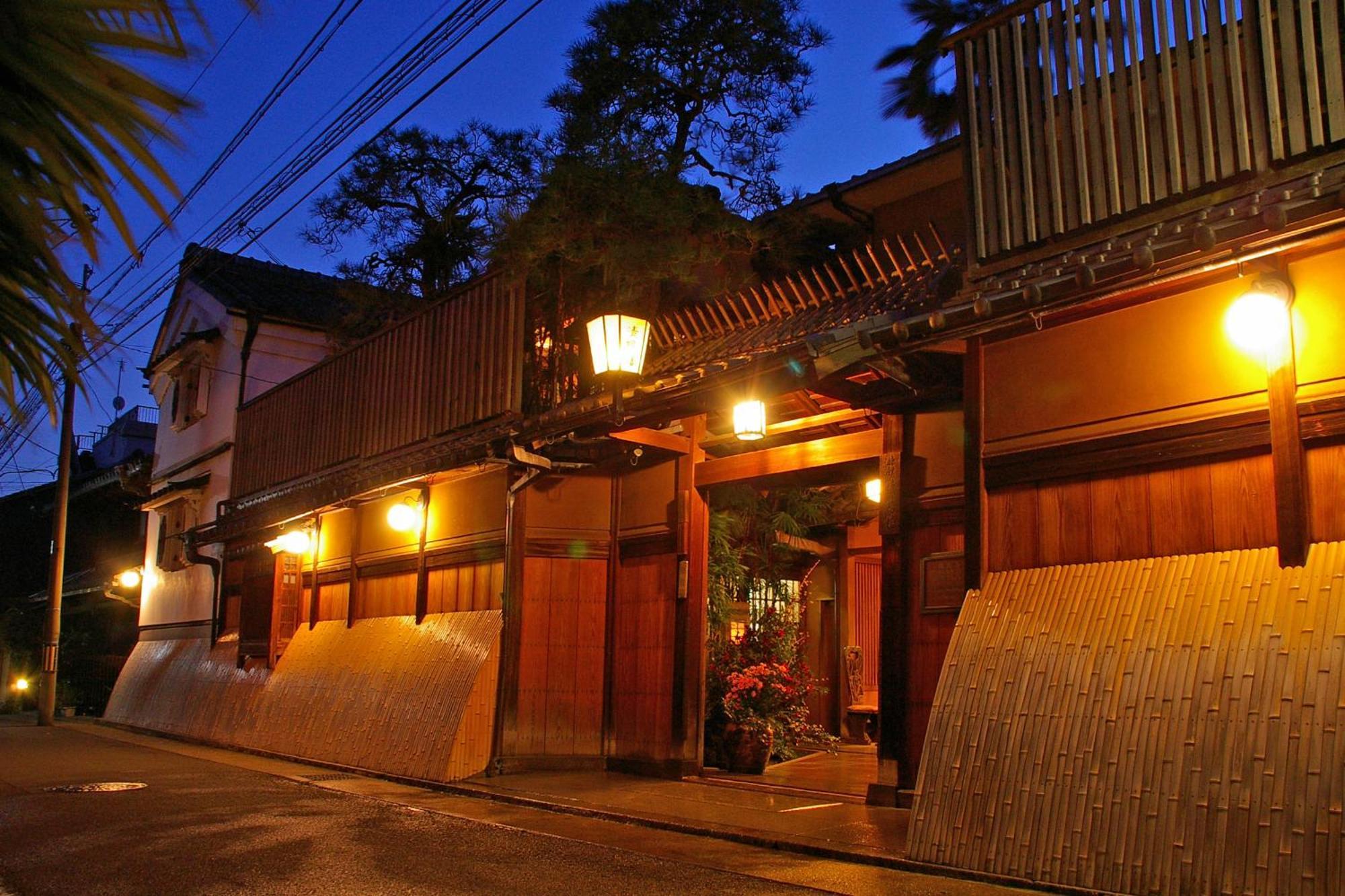 Seikoro Ryokan - Established In 1831 Киото Екстериор снимка